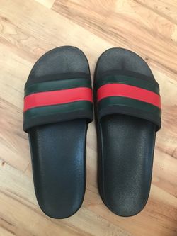 Gucci flip flops