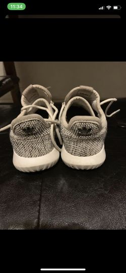 Boys adidas size 11 in good condition