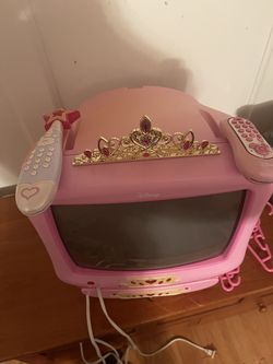 Disney 13 Inch TV and detachable DVD with TV Remote and DVD Remote