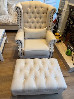 Tufted Accent Chair with Matching Ottoman