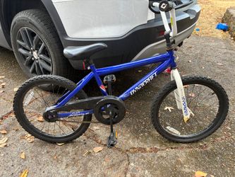 Dynacraft boys bike