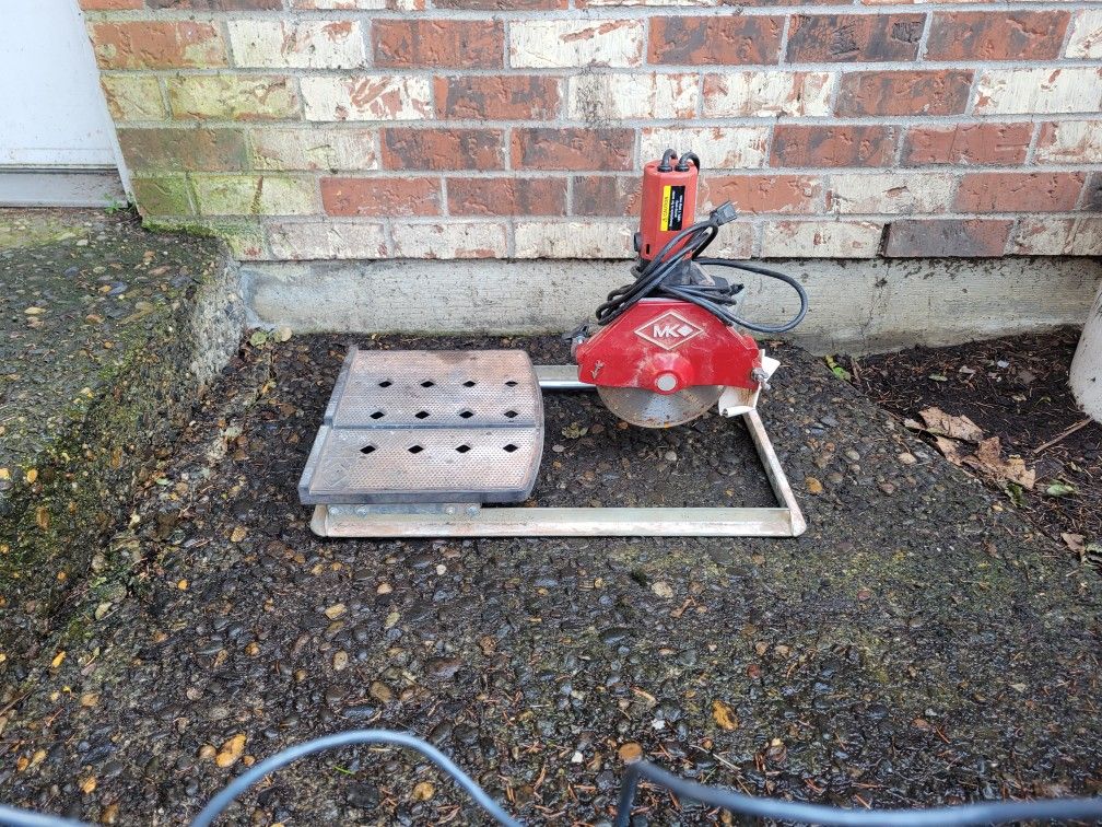 Mk 470 Tile Saw
