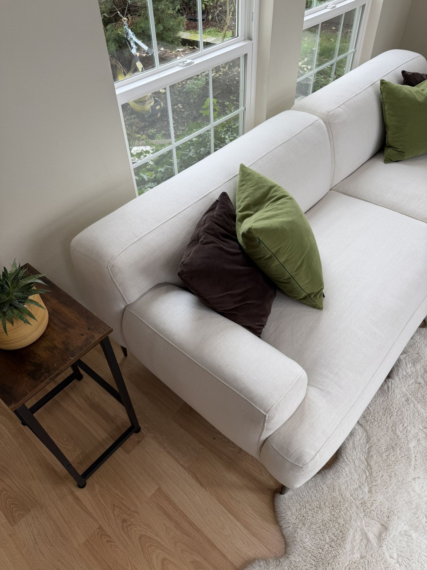 Article Abisko sectional Sofa in Quartz White