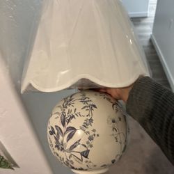 Beautiful Brand New Lamp 