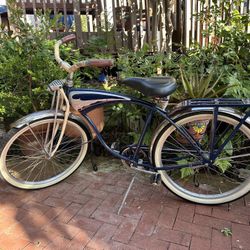 Vintage 1995 Schwinn Cruiser Deluxe - Classic Bike