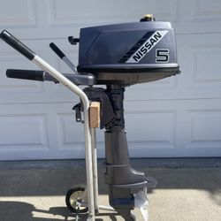 Nissan 5hp Outboard Boat Motor