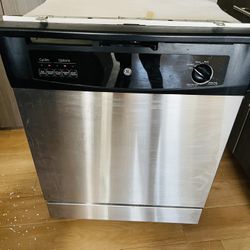 Ge Stainless Steel Dishwasher Like New 