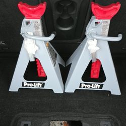 Dual  Docking Jack Stands 6 Tom