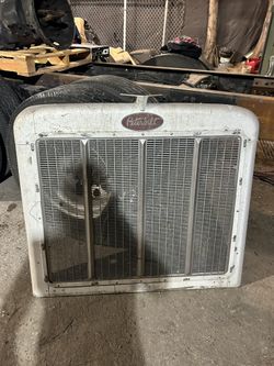 Peterbilt Baby Hood Crome 2003 And Greel  Truck Parts And Sale