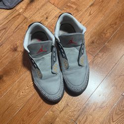 Cool grey Jordan 3 Men’s size 12