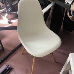 LOW PRICE MOVING- $160 RETAIL WORLD MARKET CHAIR 