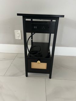 Hoobro End Table with Charging Station & 1 - Drawer, Black