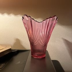 Fenton Dusty rose glass vase