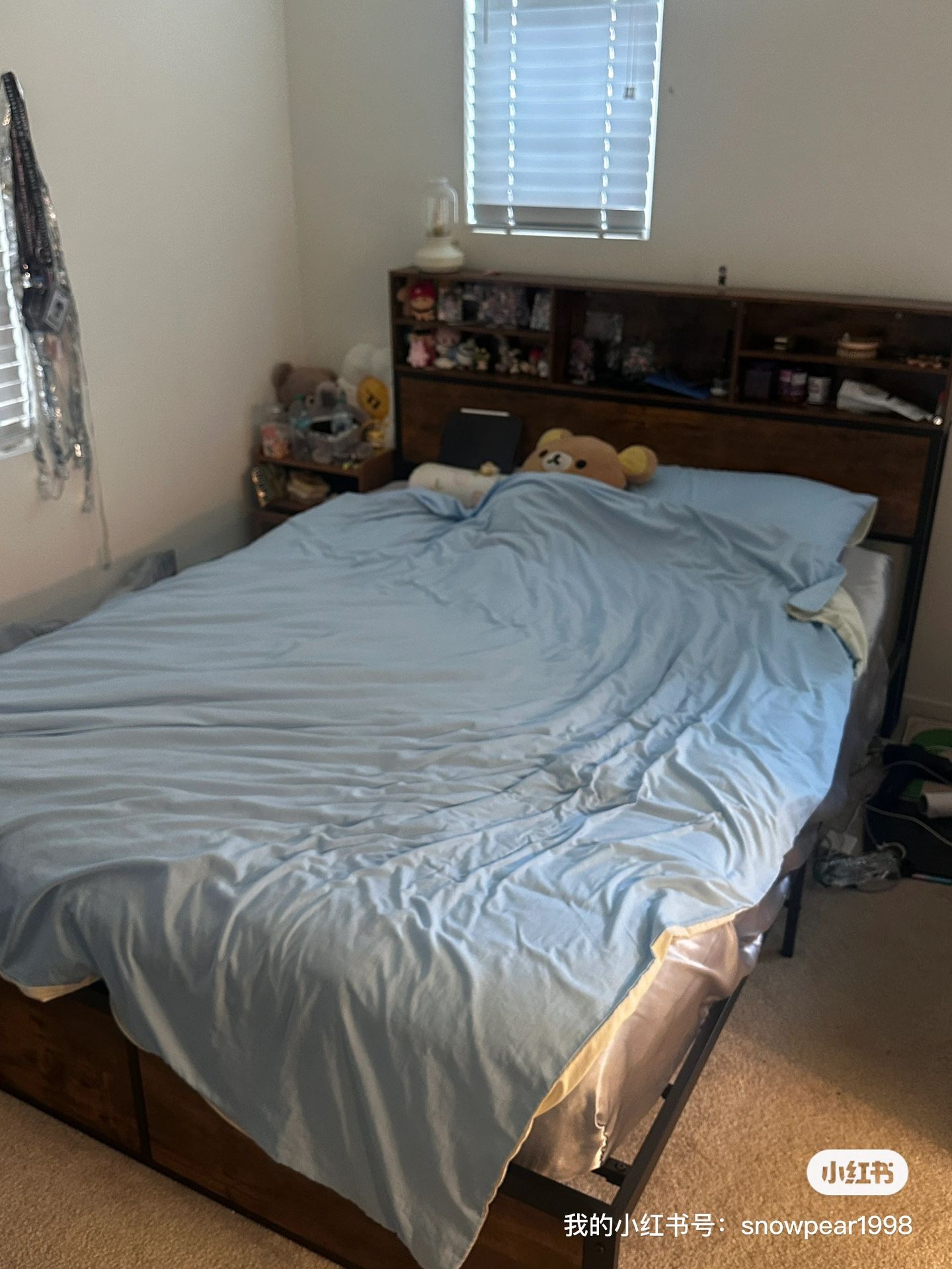Wood Queen Bed Frame +Mattress