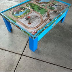 Thomas & Friends Train/railroad Table