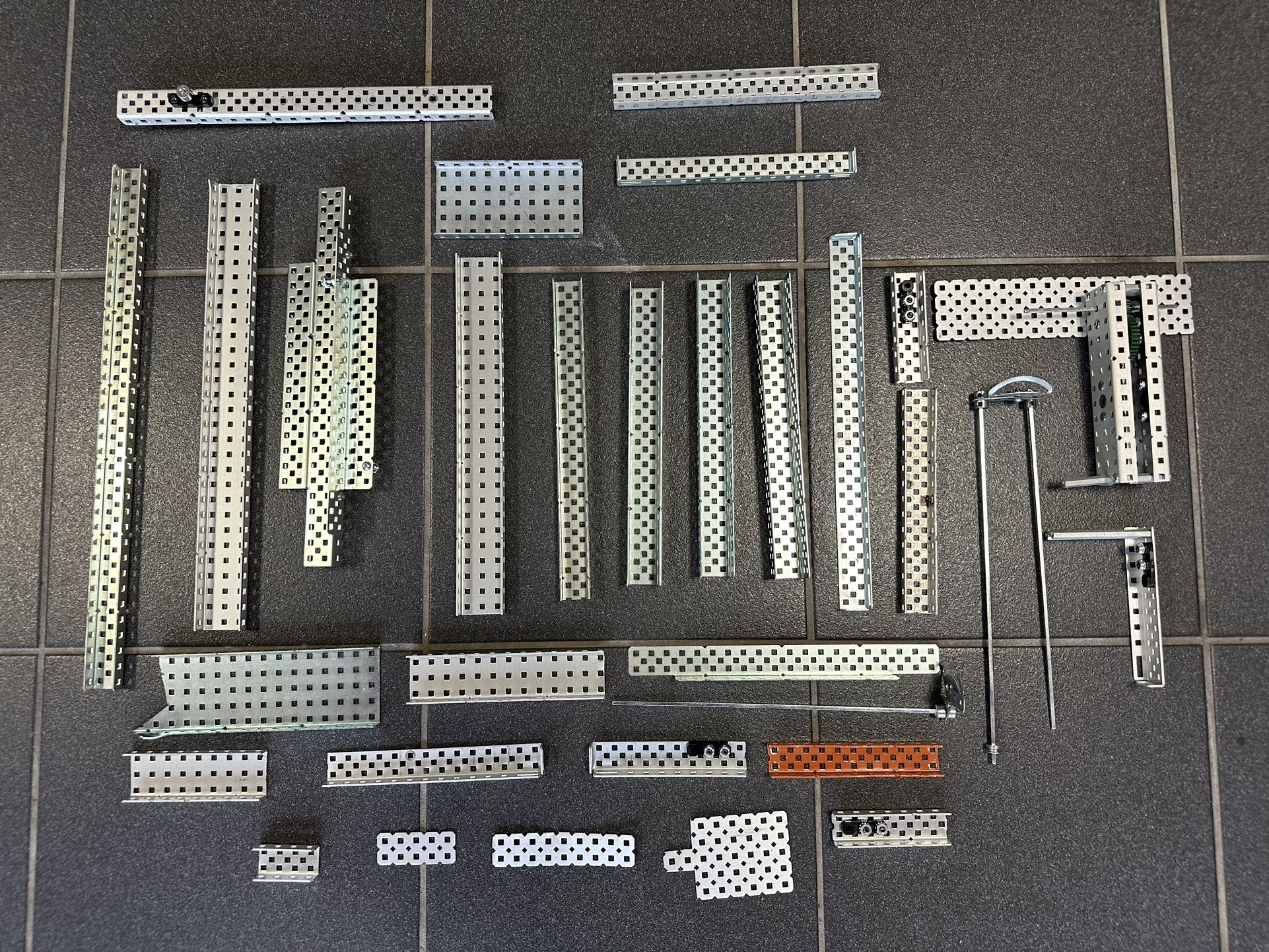 VEX Robotics V5 Clawbot Aluminum Structure Several Pieces.