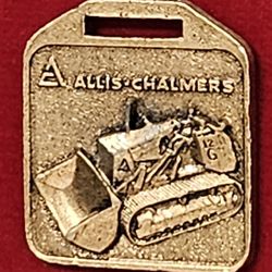 ALLIS CHALMERS CRAWLER LOADER TRACTOR D.D KENNEDY BELLWOOD IL ILLINOIS WATCH FOB