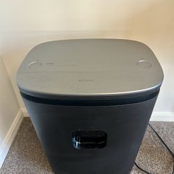 Royal 1600MX Paper Shredder