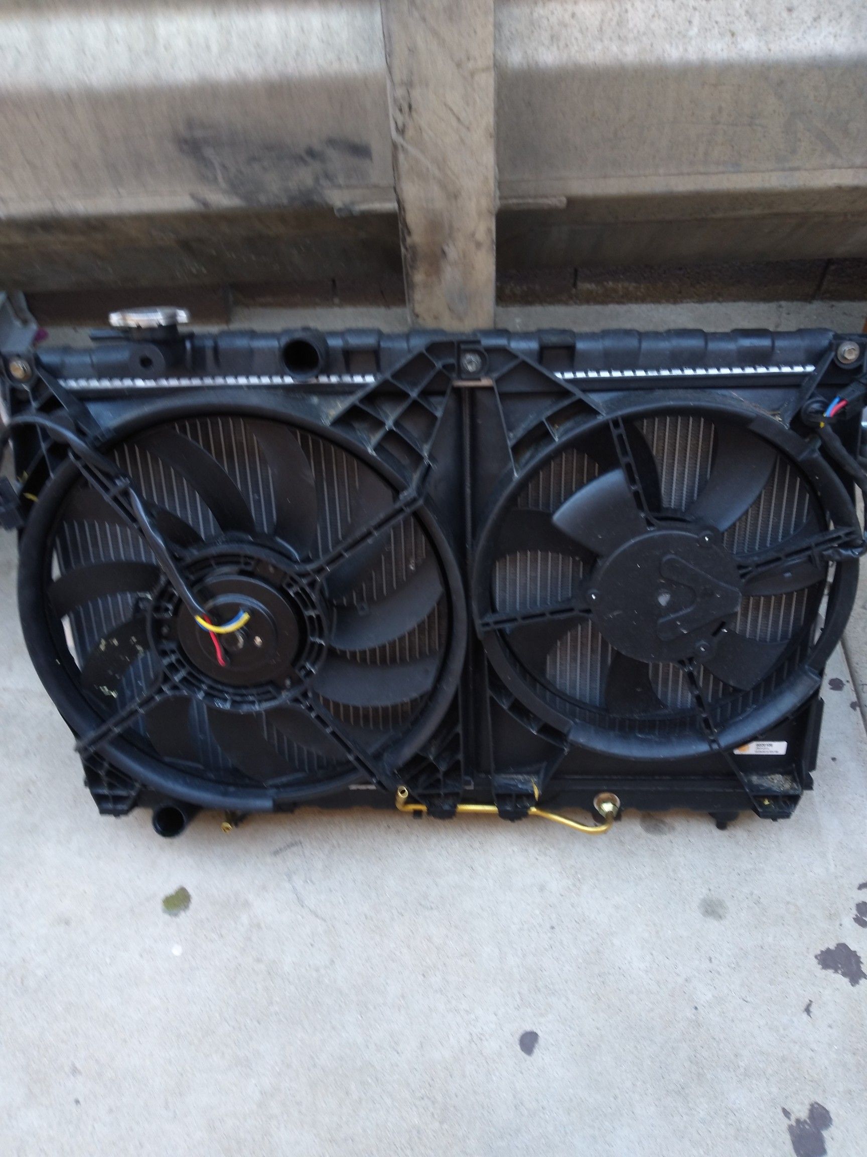 2004 Hyundai Sonata - Radiator Cooling Fan