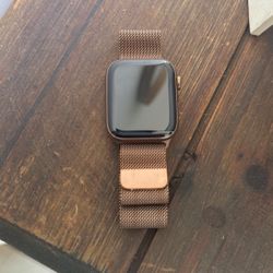 Apple Watch Gold 5th Gen 