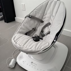 MamaRoo Multi-Motion Baby Swing