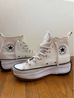 Converse Run Star Hike Platform High Tops – Women’s 7.5
