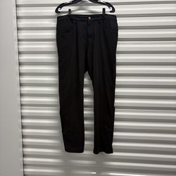 Lululemon Black Chino Pants Button Zip Solid Elastomultiester Men Size 34