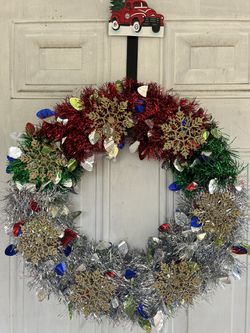 Homemade Christmas Wreaths Thumbnail