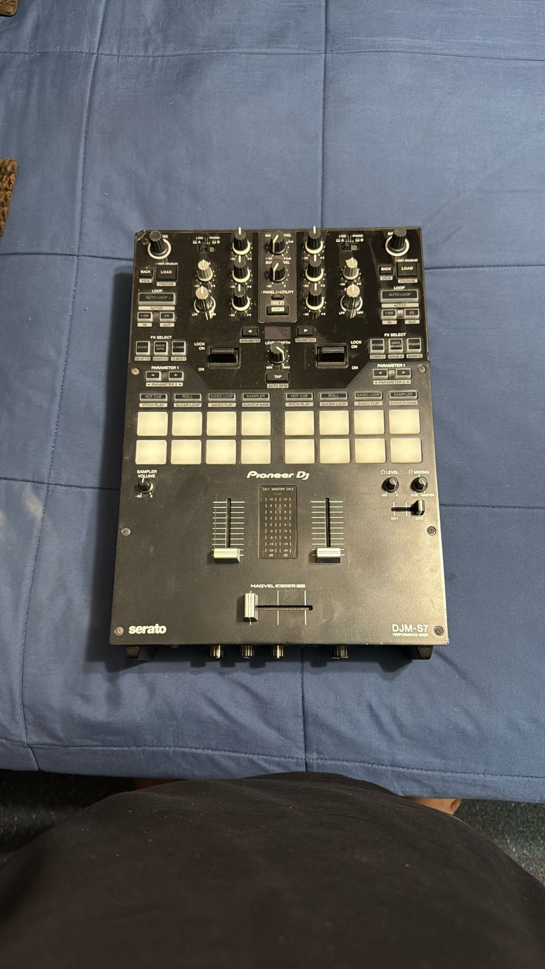 Pioneer DJ DJM-S7 2-Channel Battle Mixer (Used – Needs Repair)