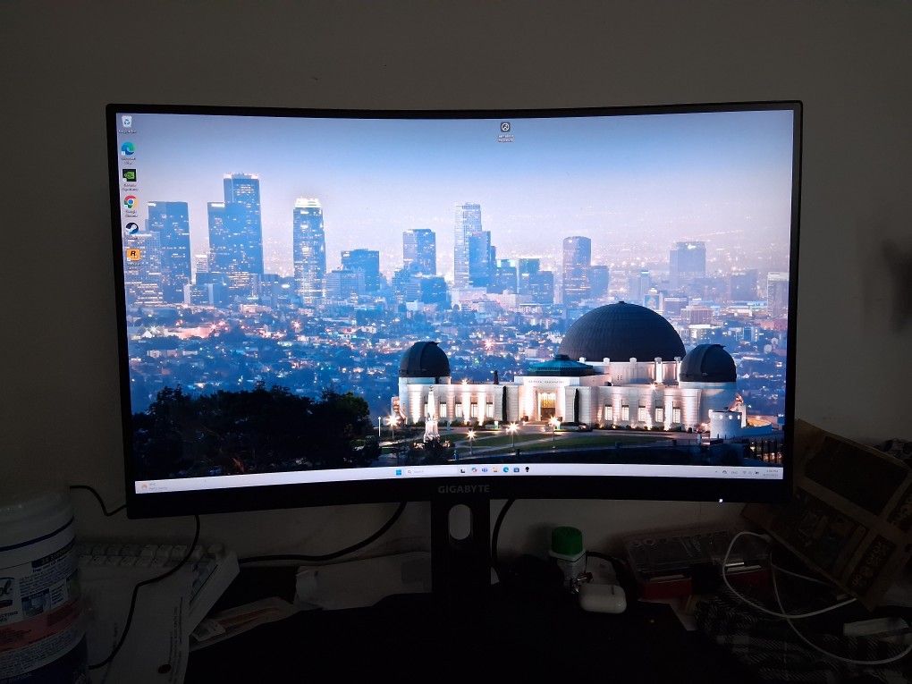 Gigabyte Curved 2K 27 Inches Gaming Monitor