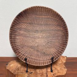 Round Wood Carved Plate Tray