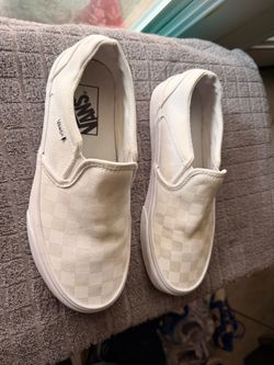 VANS SIZE 7
