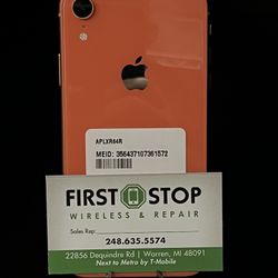 iPhone XR 64GB UNLOCKED 