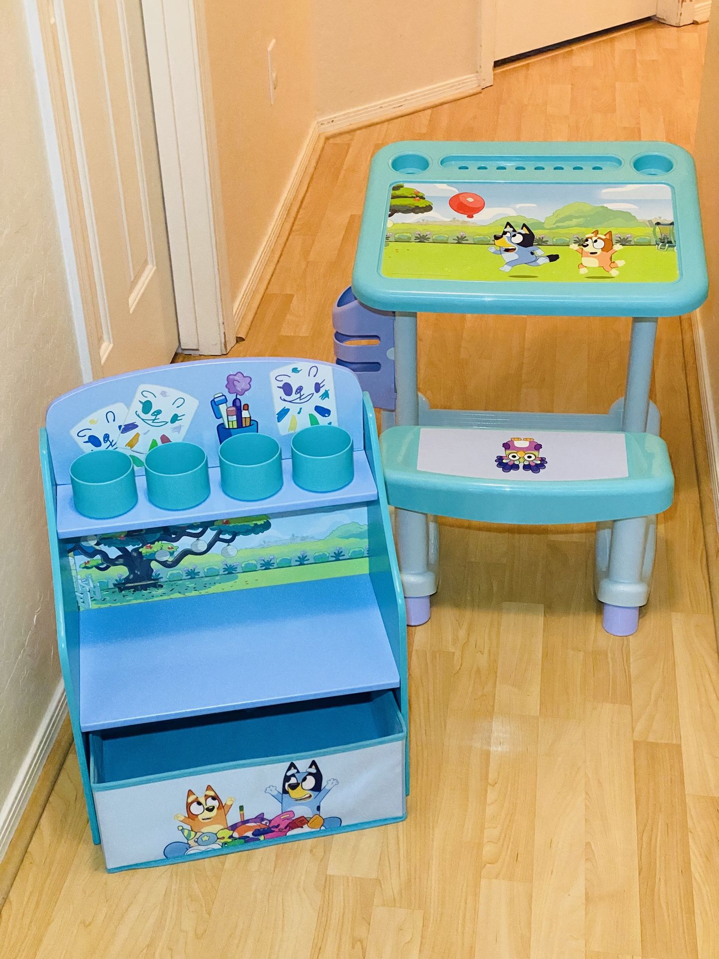 Bluey 2-Piece Art & Play Toddler Room-in-a-Box by Delta Children – Includes Draw & Play Desk and Art & Storage Station