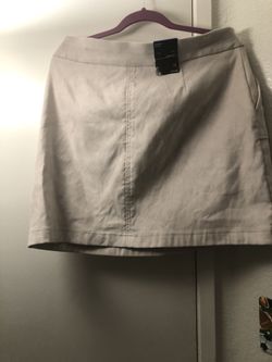 New w/tag suede skirt size XL retail $79 now $27