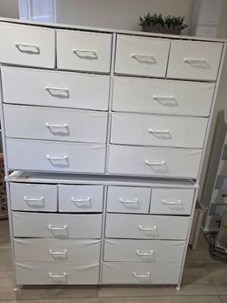 White dresser with 10 drawers