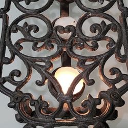 Amazing Cast Iron Antique 3 Candle Holder 