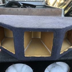 10 Inch Kicker L5 Subwoofer Box