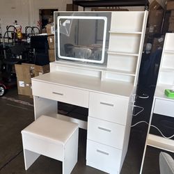 New vanity unit with three types of drives, power bank, and plugs $150
