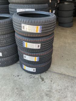 235 40 18  Goodyear eagle sport all-season