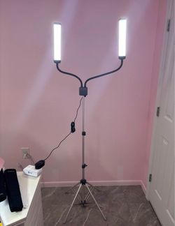 Glamcor Elite Light for Lash Techs & Makeup Artists