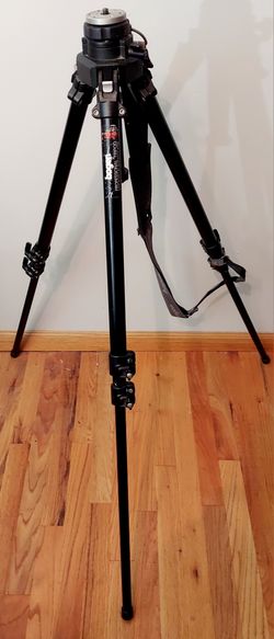 Bogen Manfrotto 3221 Tripod