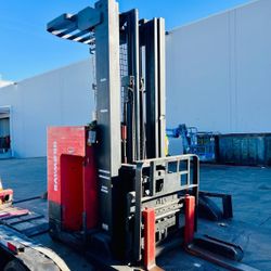 2017 Raymond R40TT Electric Pallet Stacker **No Battery**
