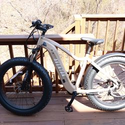 Aventon Aventure  Class 2 Ebike