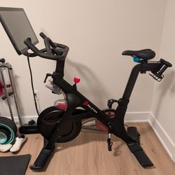 Peloton Bike