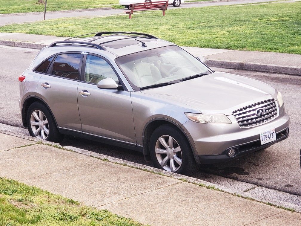 2004 Infiniti Fx35