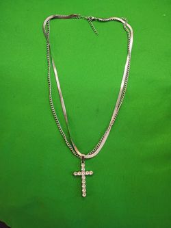 Beautiful Silver Layered Cross Pendant Necklace