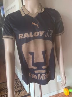 Pumas de la UNAM home soccer blue jerseys. Size S, M , L, XL, 2XL, 3XL and 4XL.