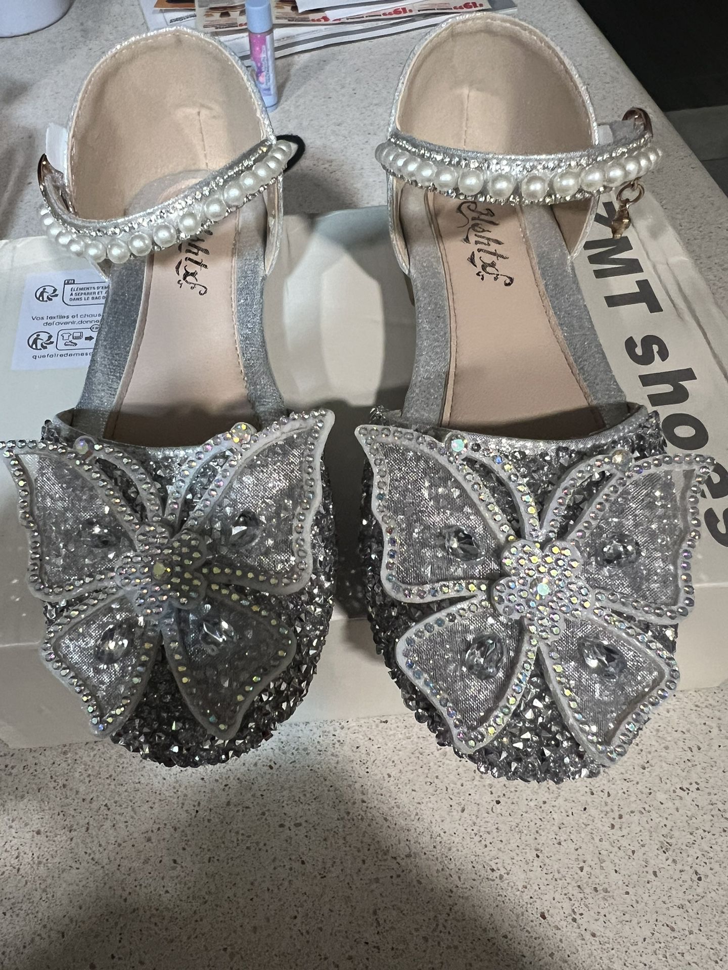 Silver Sparkling Shoes 13  1/2 