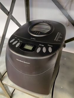 Hamilton Beach 29882C Breadmaker - Black. Makes Very Tasty Bread And More